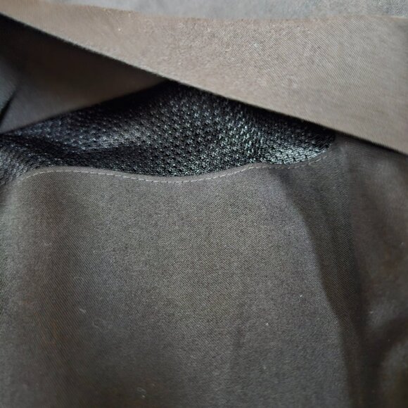 FIGS Sydney Scrubs Jacket Black Womens Small Full Zip Medical Nurse Alchemy LOGO - Picture 7 of 15